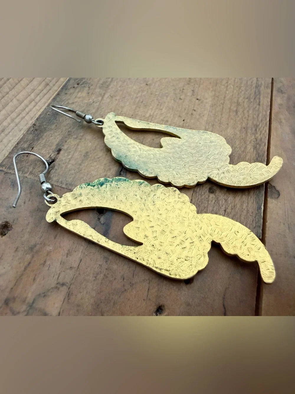 VINTAGE CLOISONNÉ ENAMEL SWAN EARRINGS GOLD TONE BLUE PINK WINGS DANGLE HOOK
